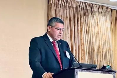 Tratamiento de arritmias: un médico tucumano presentó en EE.UU. un nuevo dispositivo