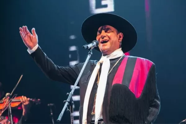 Duras críticas al “Chaqueño” Palavecino luego de presentarse en un festival: “Quiere denigrar a los artistas locales”