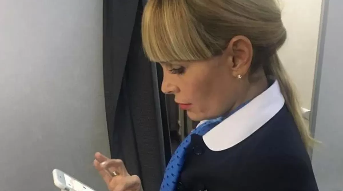 Daniela Carbone, la azafata detenida por amenaza de bomba a un avión