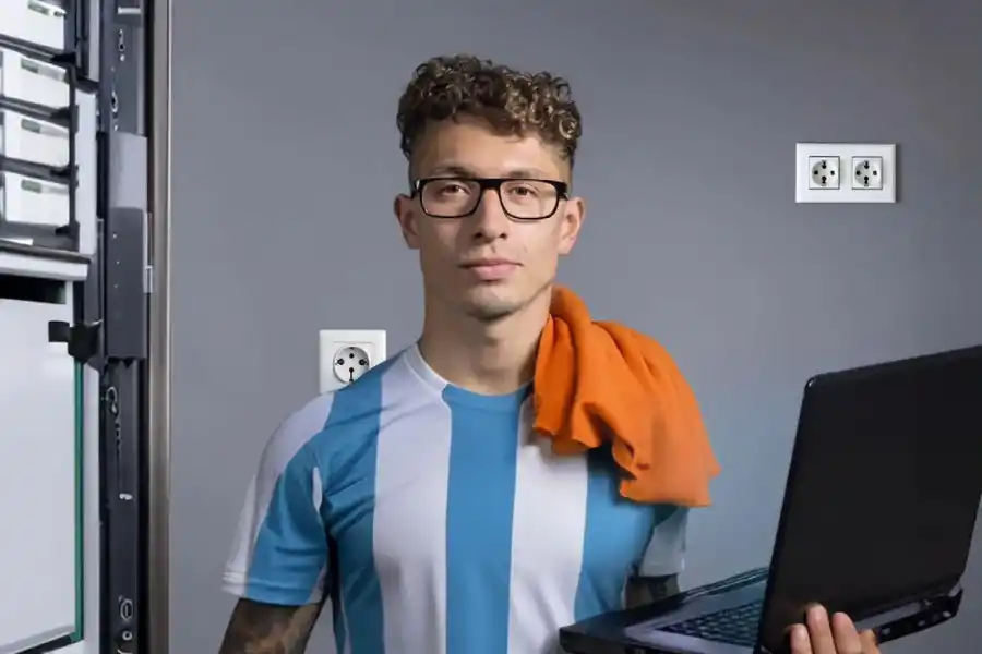 “El Messi gasista”: la IA mostró cómo lucirían las figuras de la Selección argentina con otros trabajos