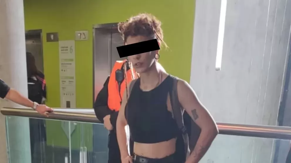 La joven fue detenida y liberada a las horas.