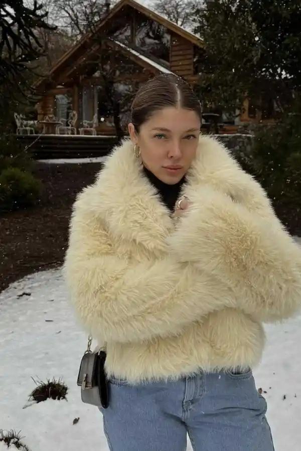 La influencer amiga de Cami Mayán que dijo que le gustan “con muchos ceros en sus cuentas bancarias”