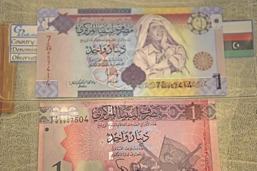 Billetes: crisis, política y arte se pasan de mano en mano