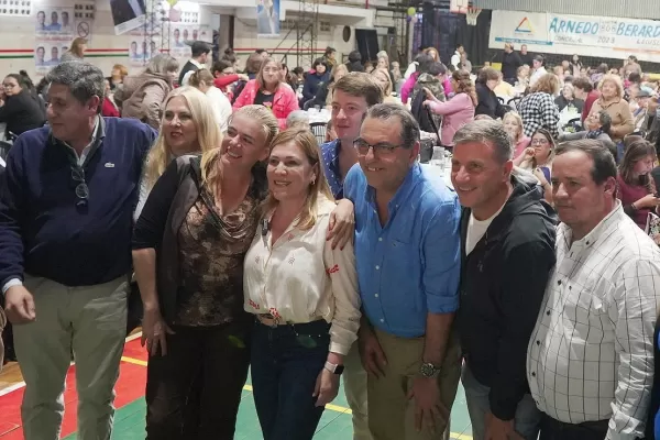 Elecciones en Tucumán: Beatriz Ávila visitó los barrios San Bernardo, Jardín y Villa Urquiza