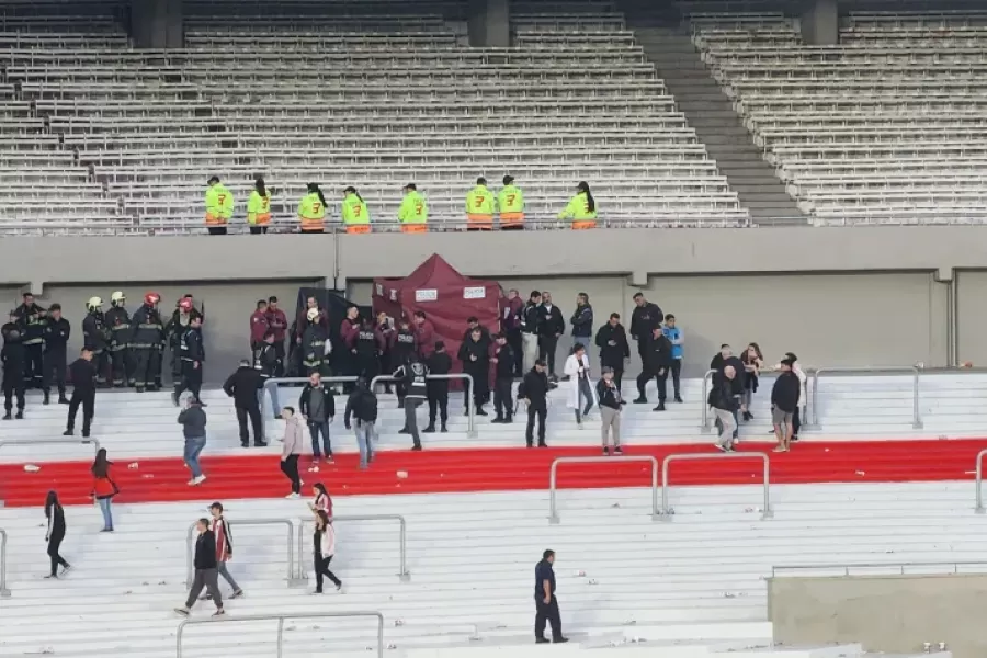 Clausuraron la tribuna desde donde se arrojó el hincha en el Estadio de River Plate.