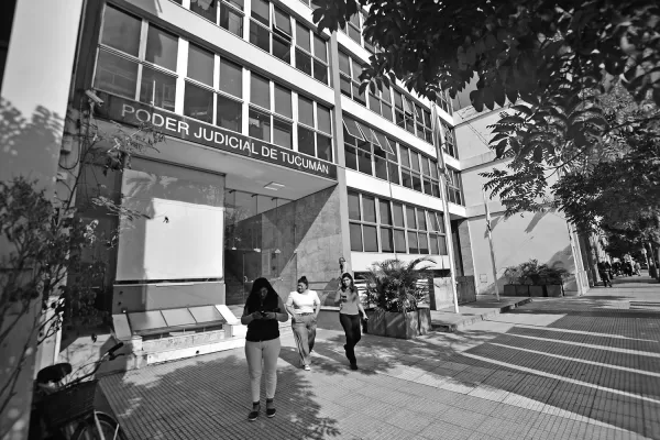 Apuñalan a un joven