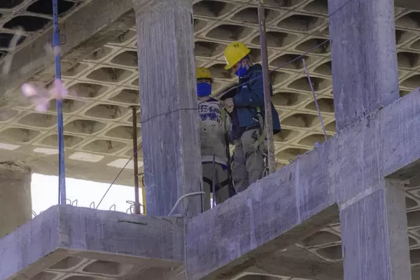 Por la situación económica, cayeron los volúmenes de venta de productos para la construcción