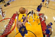 Gran triunfo de Denver Nuggets ante Miami Heat para adelantarse de nuevo en las finales de la NBA