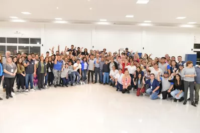 El Frente Solidario Laborista cerró la campaña con un respaldo a Jaldo y a Chahla