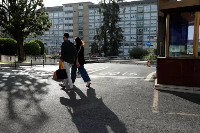 Cómo pasó la noche el papa Francisco después de una cirugía en el abdomen