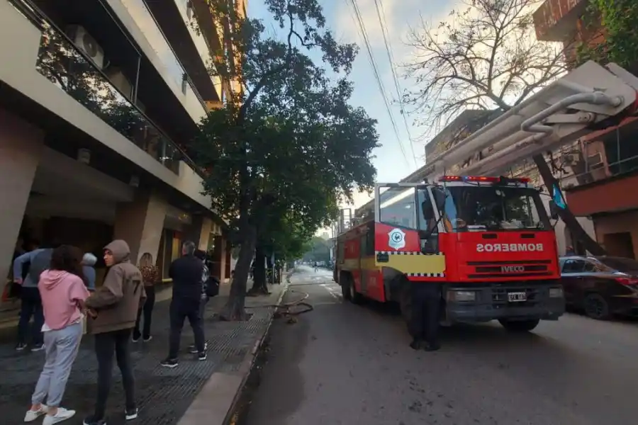 Dos casos en 24 horas: se incendió otro departamento en Barrio Sur