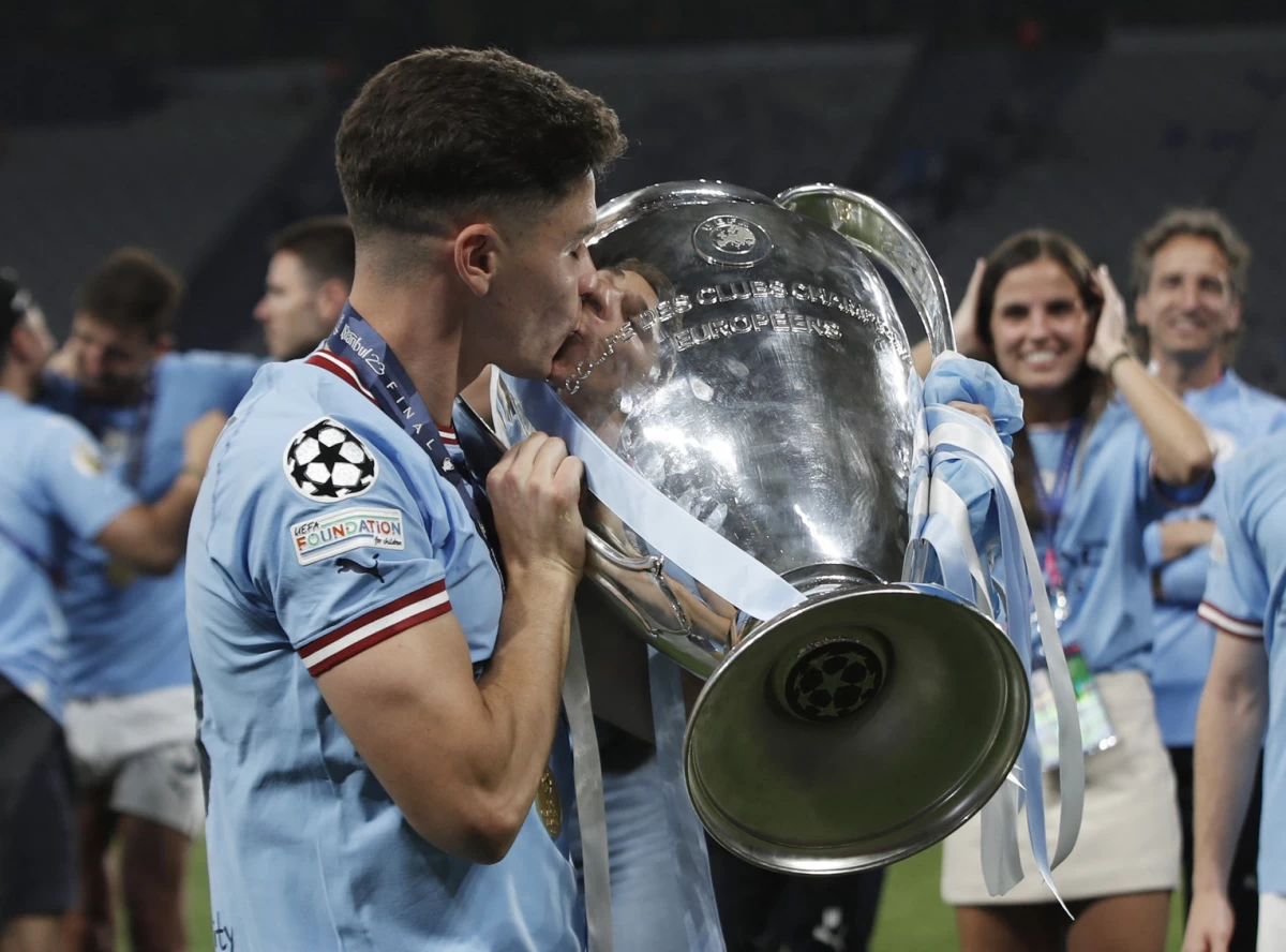 Final de la Champions League: de la felicidad de Julián a las lágrimas de Lautaro