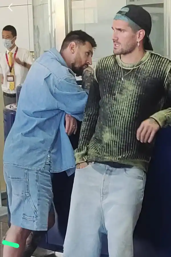 Lionel Messi tuvo un inesperado problema con su pasaporte en su llegada a China