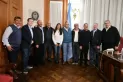 Con gobernadores de la región, Jaldo sigue el escrutinio provisorio en la Casa de Gobierno
