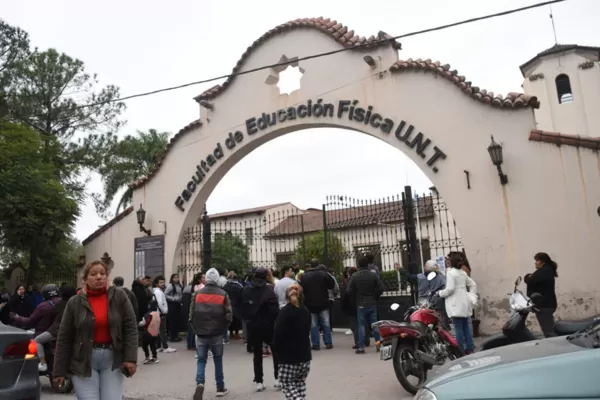 Elecciones en 2023: con algunas demoras, abrieron las votaciones en toda la provincia