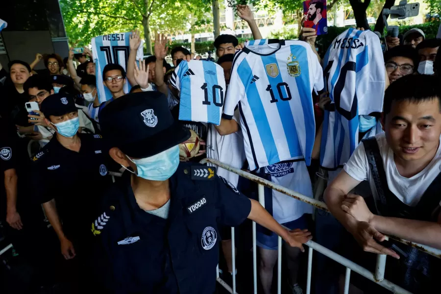La locura por Lionel Messi en China es total. (Foto: REUTERS/Thomas Peter)