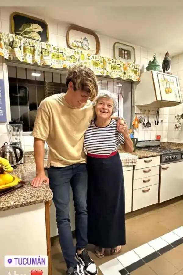 Marcos Ginocchio con su abuela