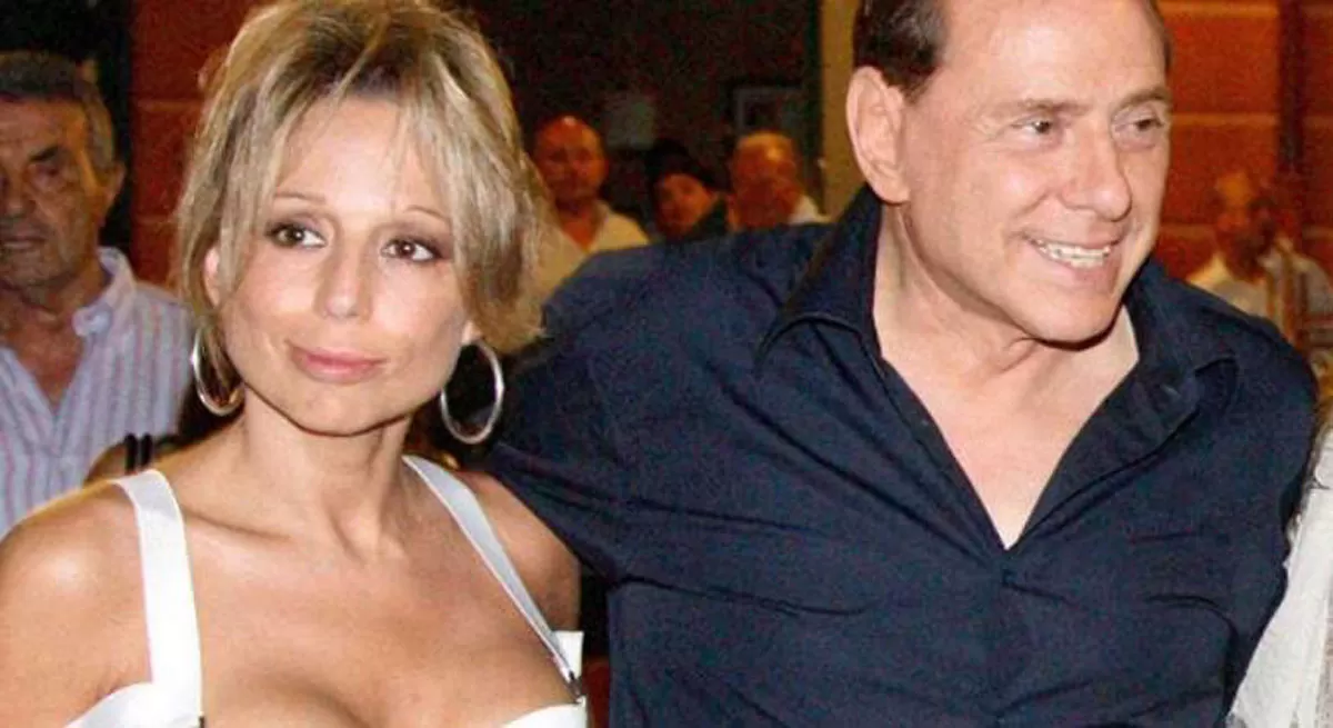 Su pasado, en fotos: una por una, las mujeres más importantes en la vida de Silvio Berlusconi