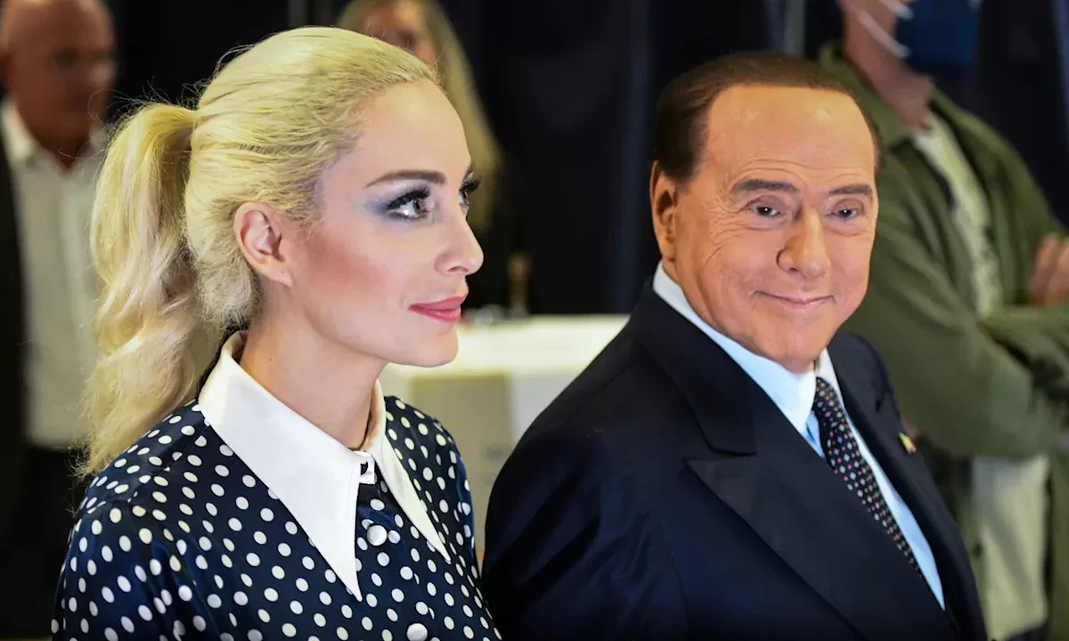 Su pasado, en fotos: una por una, las mujeres más importantes en la vida de Silvio Berlusconi