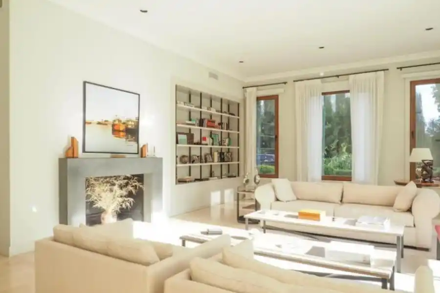 Así esel living de la casa de Lali Espósito