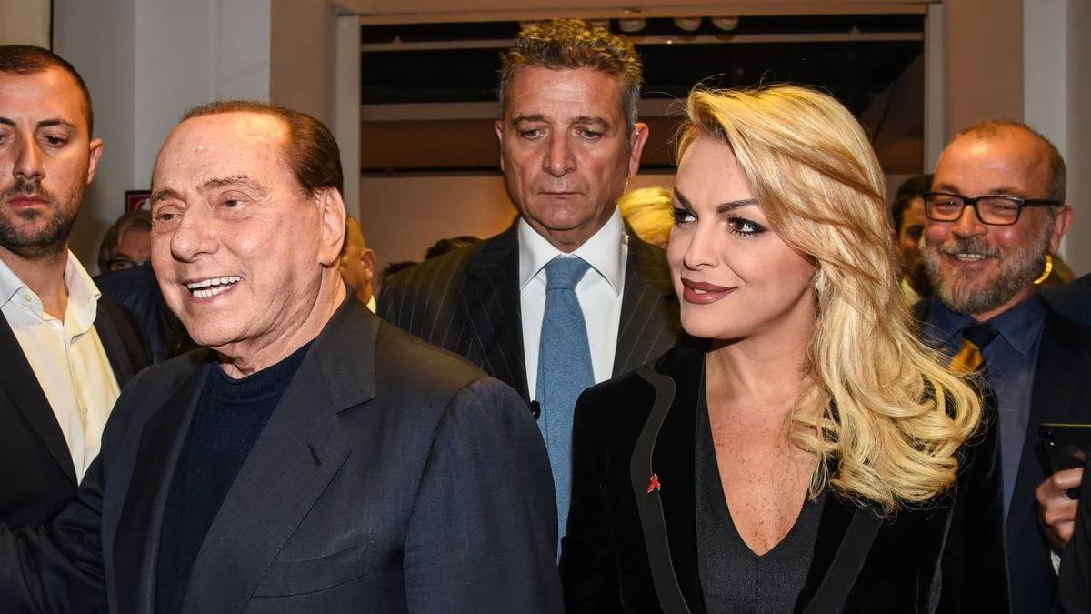 Su pasado, en fotos: una por una, las mujeres más importantes en la vida de Silvio Berlusconi