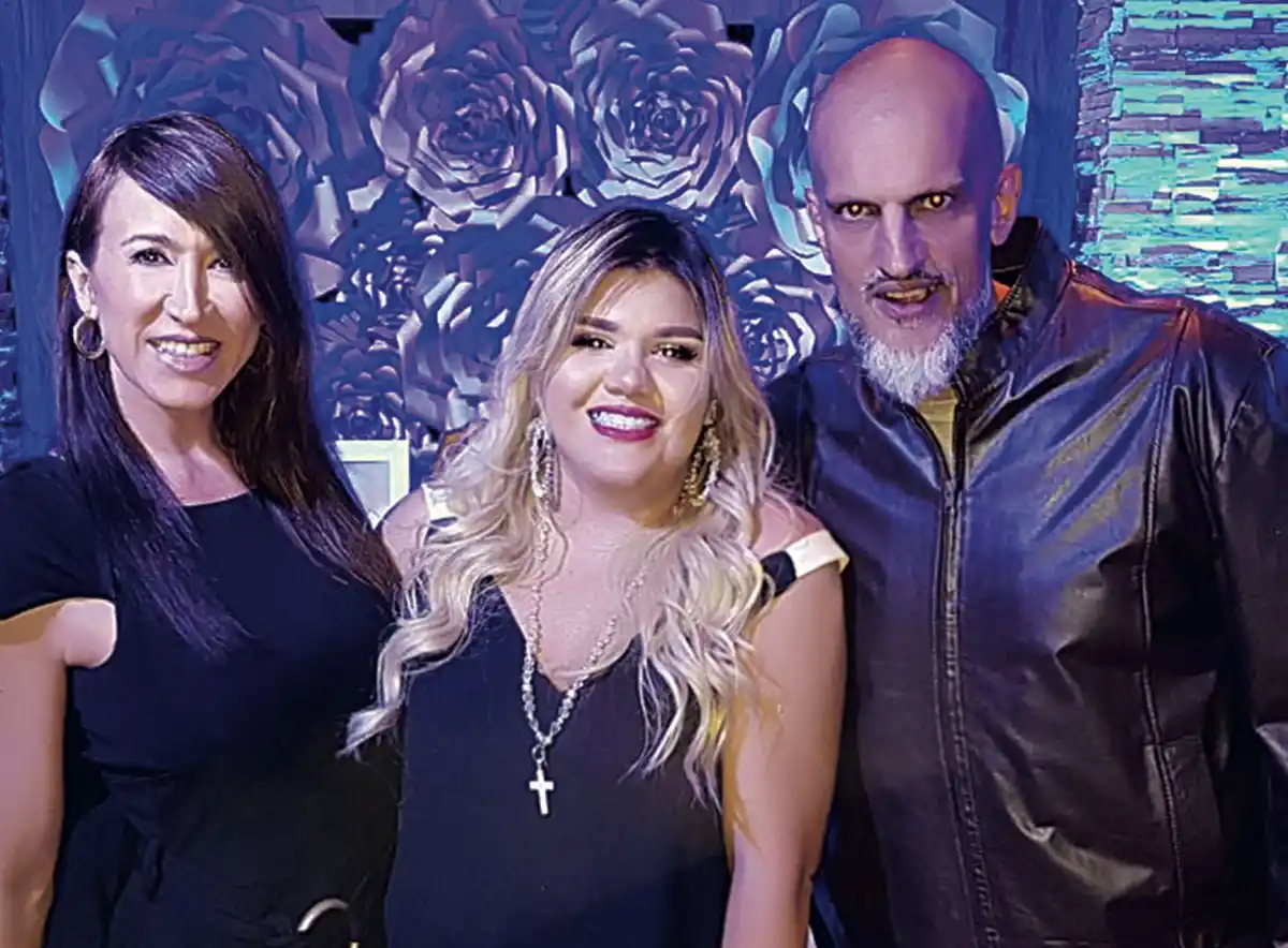 Morena Rial junto a su padrino, Guillermo Marín