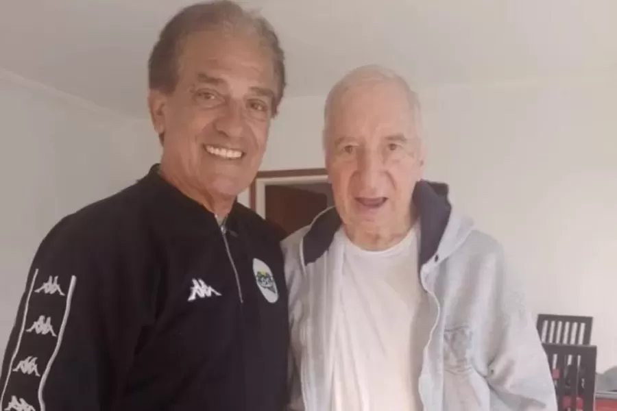 Bilardo y Lemme. La foto publicada hoy en Twitter. 