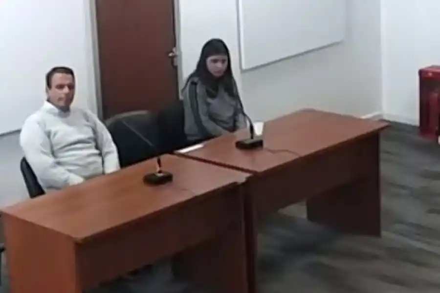 COMPLICADO. José Luis Fumero fue ubicado cerca de Sofía Alejandra di Cianni.