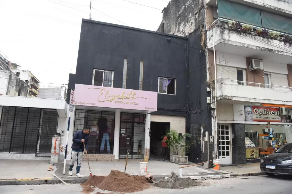 ¿EL MÓVIL DEL CRIMEN? Los investigadores creen que el crimen fue motivado por la venta de la propiedad.