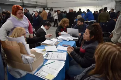 Elecciones en Tucumán: a medida de que avanza el conteo se hace más evidente la polarización