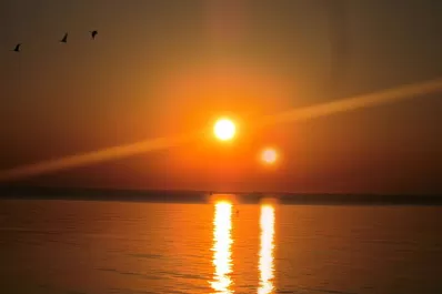 ¿Qué pasaría si hubiese dos soles?