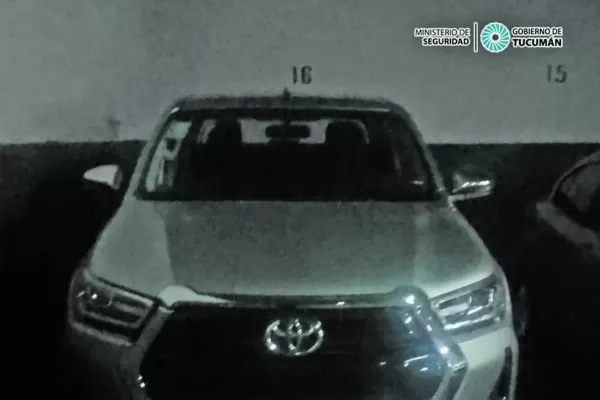 Roban una camioneta: recuperaron el vehículo, que fue llevado tras un escruche