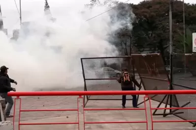 Incidentes en la Legislatura en Jujuy: Morales aprobó la nueva Constitución