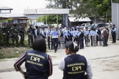 Más de 40 mujeres murieron durante una pelea en una cárcel de Honduras