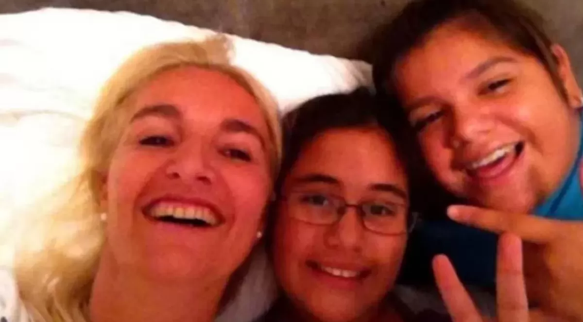 Silvia D´Auro junto a Morena y Rocío Rial