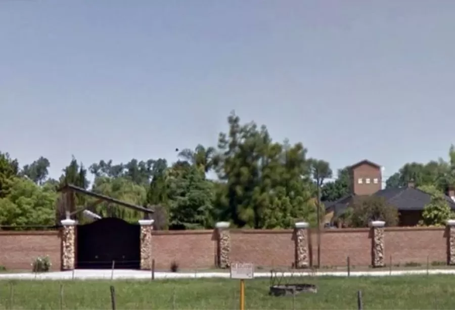 Cómo es la increíble casa quinta de Soledad Pastorutti en Arequito: naturaleza, animales y muchos familiares