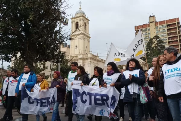 Jujuy sigue paralizada por el paro y los cortes