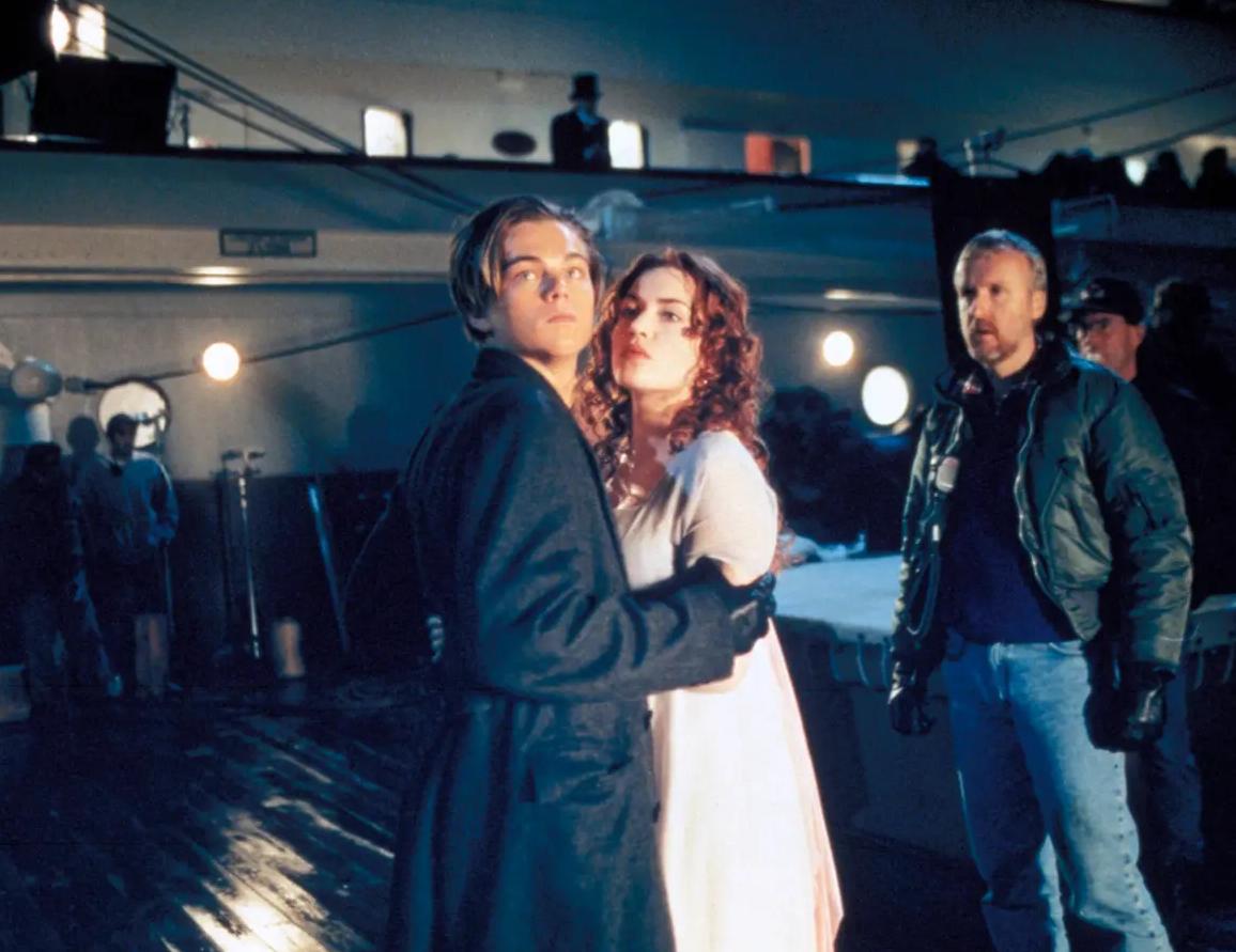 James Cameron, Kate Winslet y Leo Di Caprio durante el rodaje de Titanic