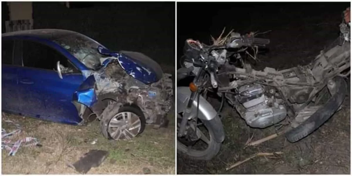 DESTROZADOS. Así quedaron el Peugeot 208 de Lucas Camuña y una de las motocicletas que chocó en ruta 306. Los dos motociclistas fallecieron. 