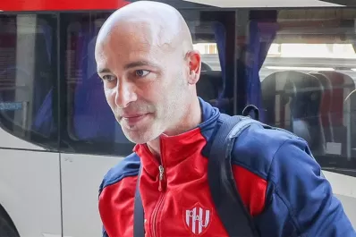 Antes de visitar a Atlético Tucumán, Sebastián Méndez renunció como DT de Unión