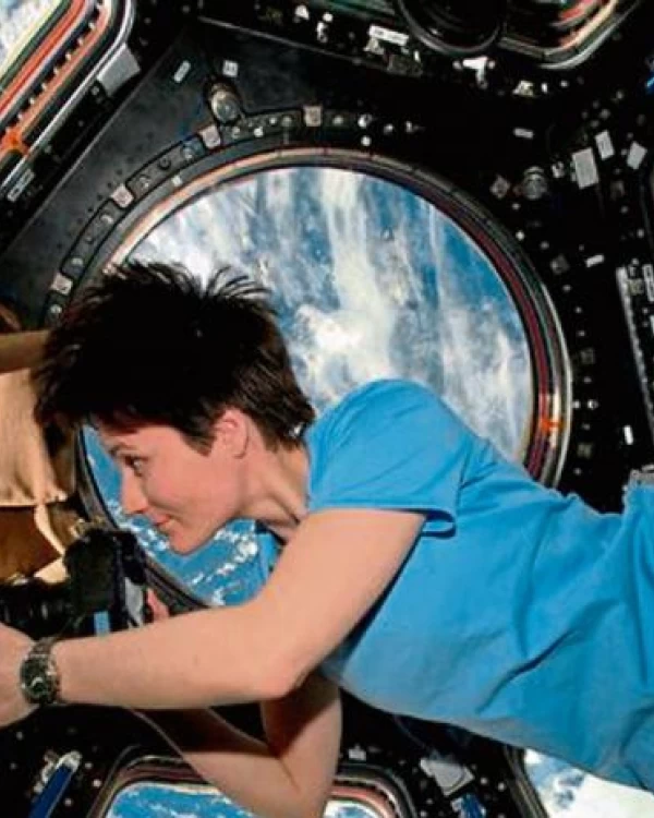 ¿Qué le pasa al cuerpo de los astronautas?