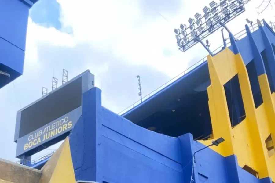 Las vacaciones de la profesora de Julián Álvarez en la Argentina. (Foto: IG @saralduque).