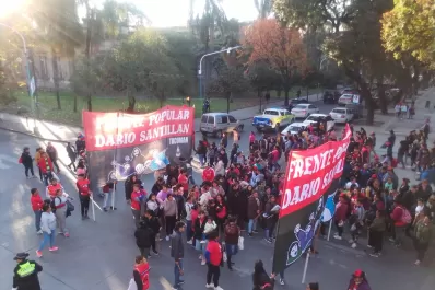 A 21 años de la masacre de Avellaneda, marchan en Tucumán exigiendo justicia