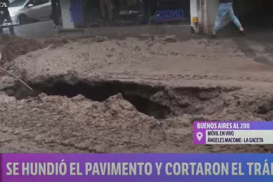 Caos en barrio Sur: se hundió el pavimento y cortaron el tránsito en Buenos Aires al 200