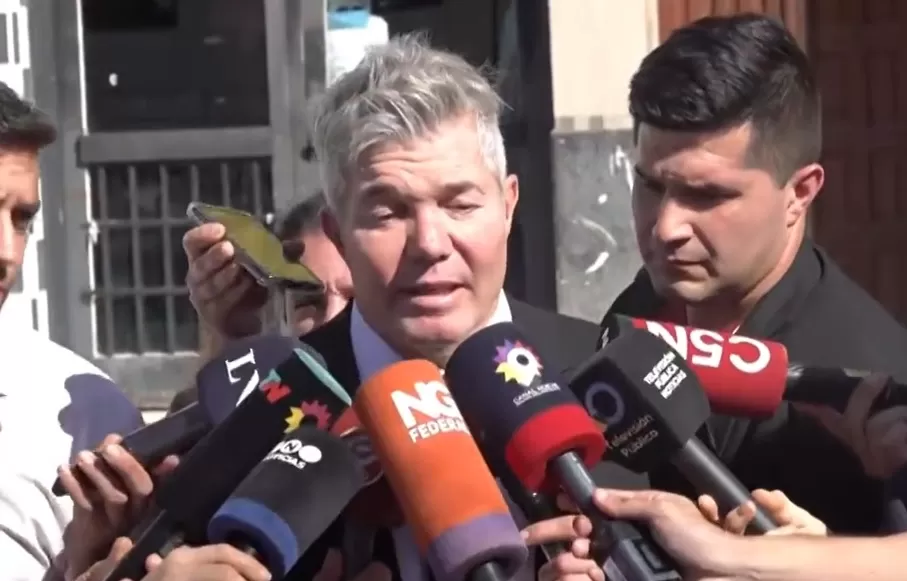 Fernando Burlando, ante la prensa en Chaco. CAPTURA DE VIDEO