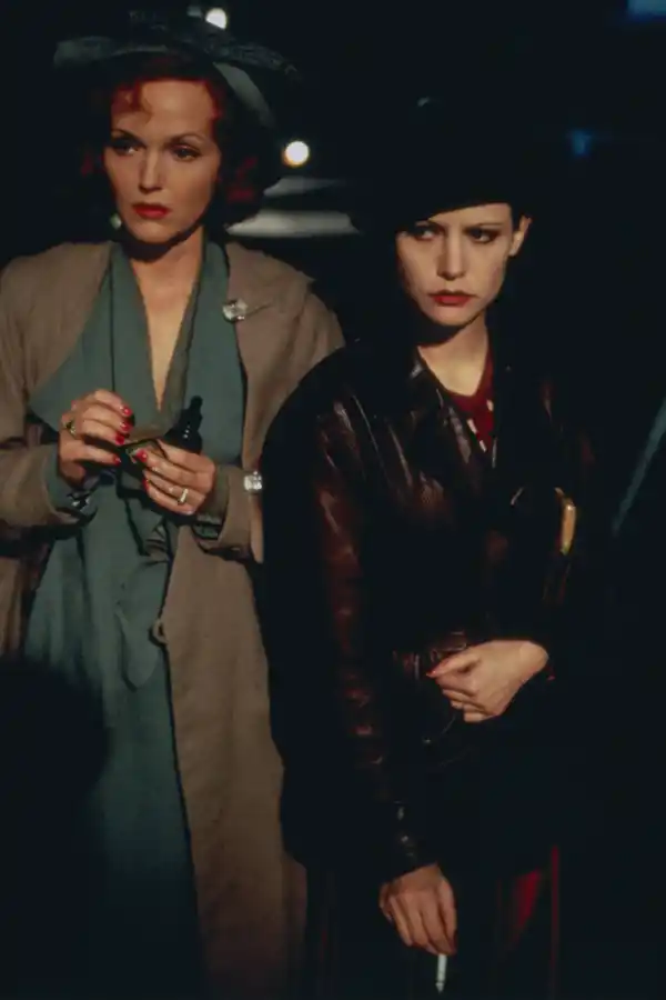 “KANSAS CITY”. Filme de Robert Altmann, con Jennifer Jason-Leigh y Miranda Richardson.