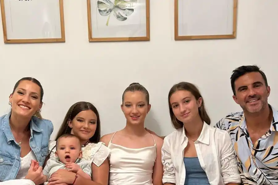 La foto familiar de Fabián Cubero y Mica Viciconte