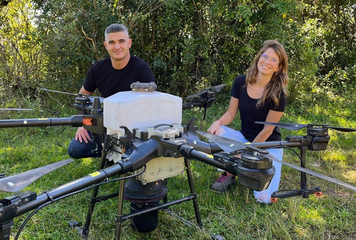 Con drones y bombas de semillas, una empresa tucumana quiere reforestar  Latinoamérica