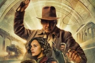 Indiana Jones guarda el sombrero y el látigo