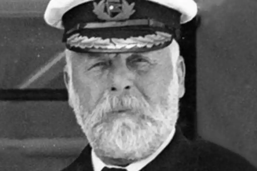 Edward. J Smith fue el capitán del Titanic